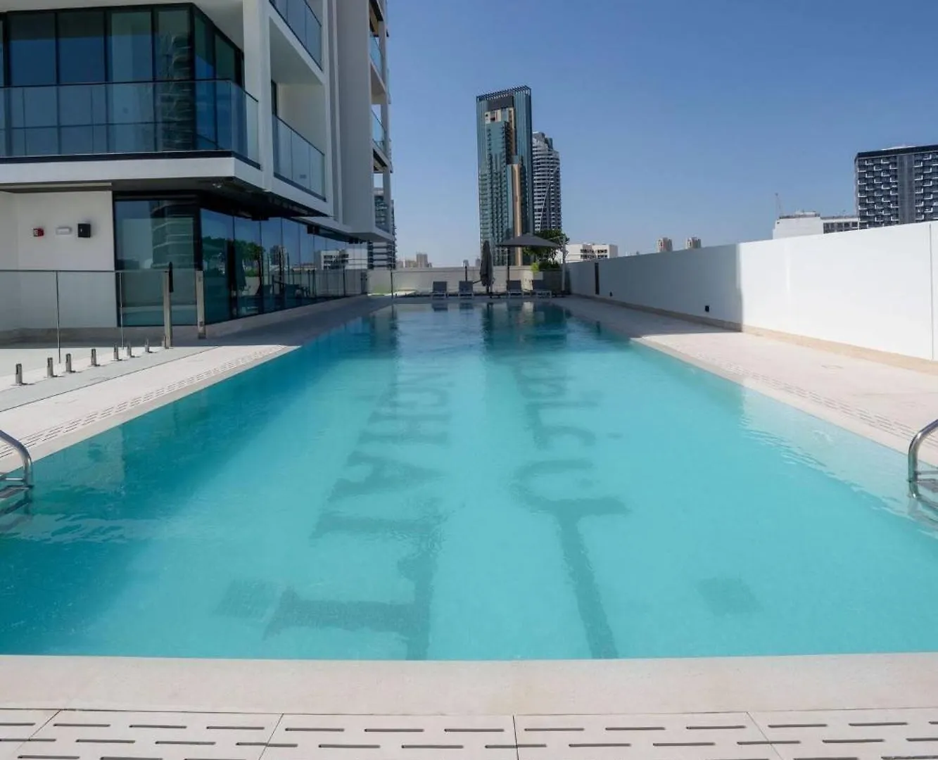 Modern & Elegant 1Br Apartment In Jvc Dubaj 0*,