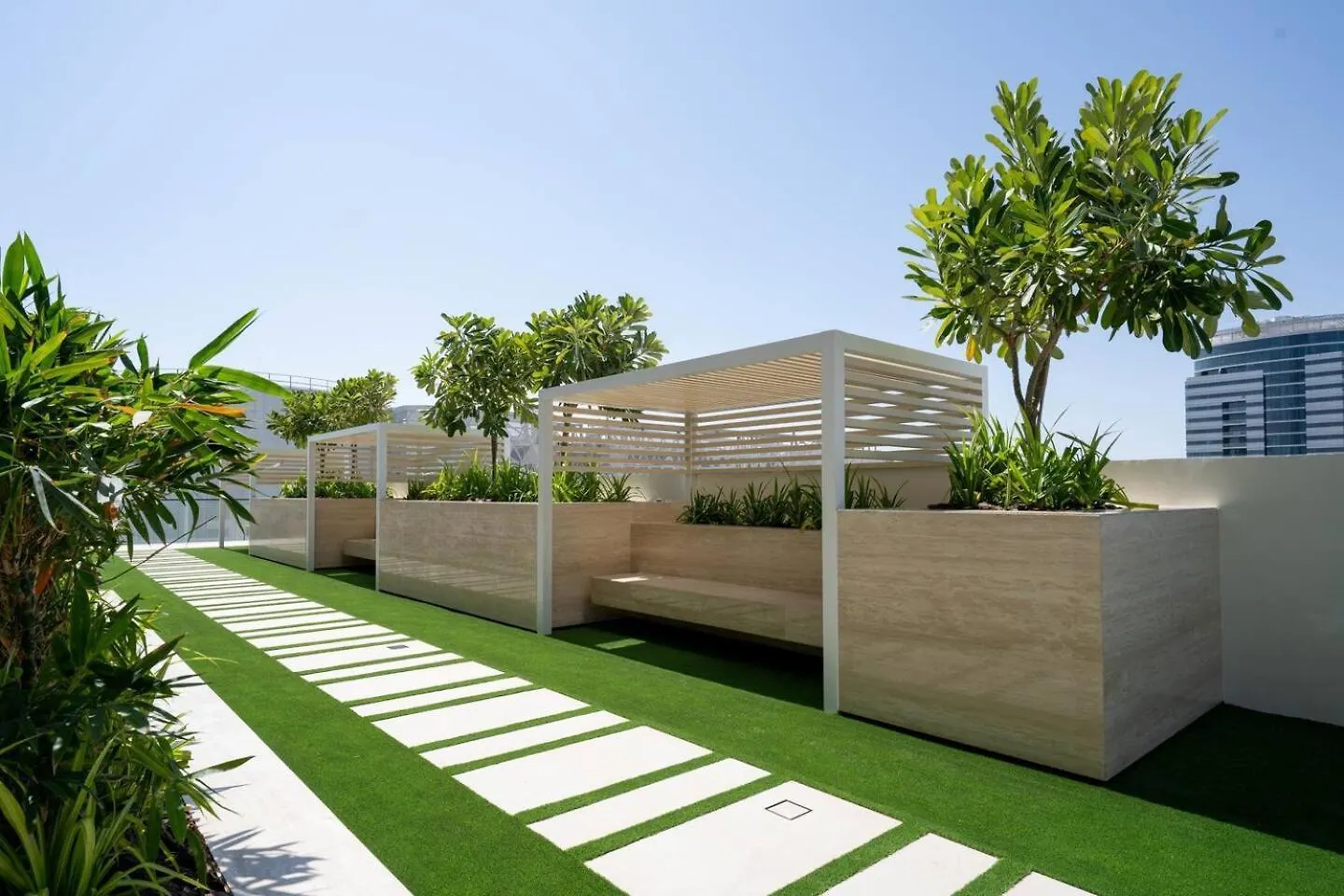 Modern & Elegant 1Br Apartment In Jvc Dubai United Arab Emirates